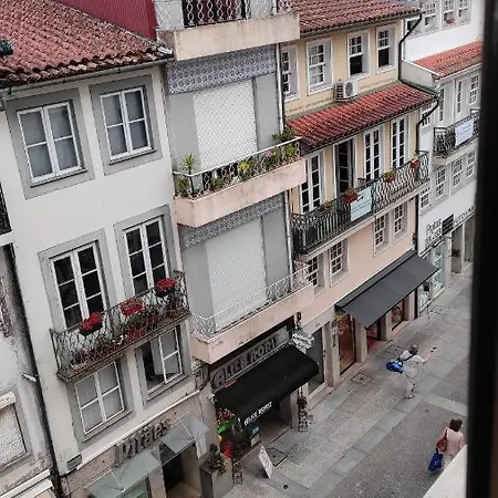 Terrace House Отель Брага
