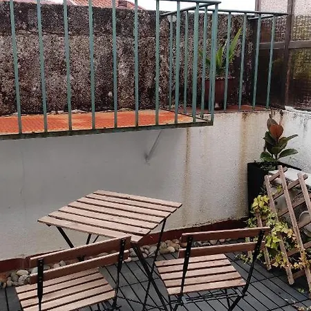 Terrace House Отель 2*