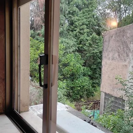 Отель Terrace House 2*