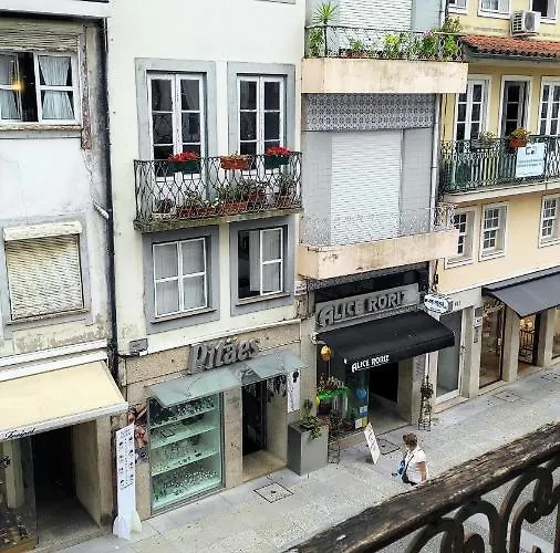 Terrace House براغا