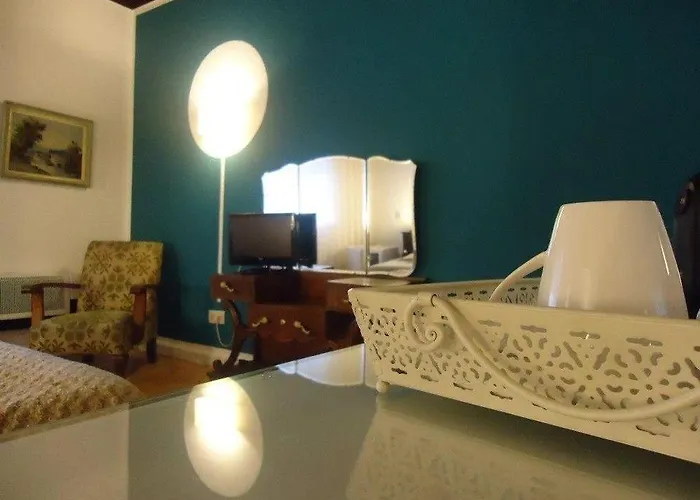 Terrace House فندق